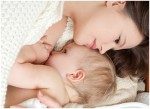 Кормить ребенка во сне грудным молоком — толкование по соннику