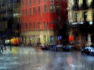 Дождь за окном