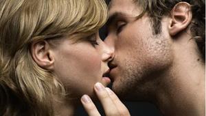 Муж целует во сне жену сонник