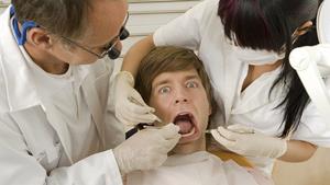 Потеря зуба с помощью стоматолога