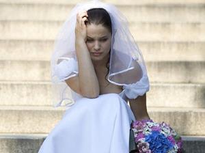Плачет невеста