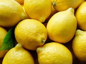 Лимоны в магазине